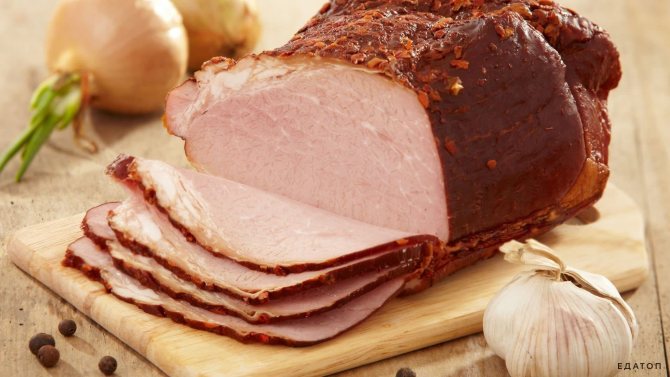 Копчености запрещено есть на диете.