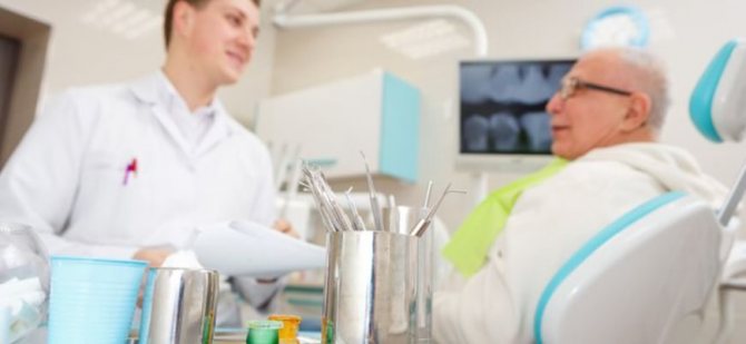 после удаления зуба лунка не зарастает что делать