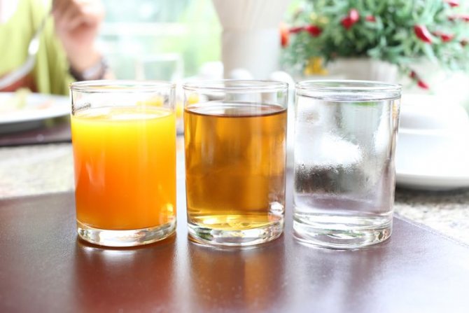 соки и вода для жидкой диеты