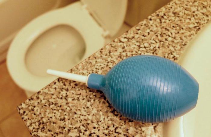 Какая вода должна быть для клизмы